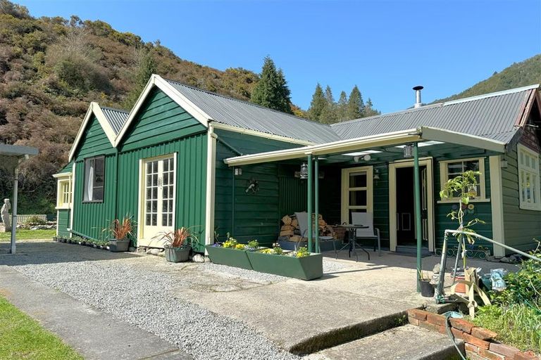 Photo of property in 10 State Highway 7, Springs Junction, Reefton, 7895