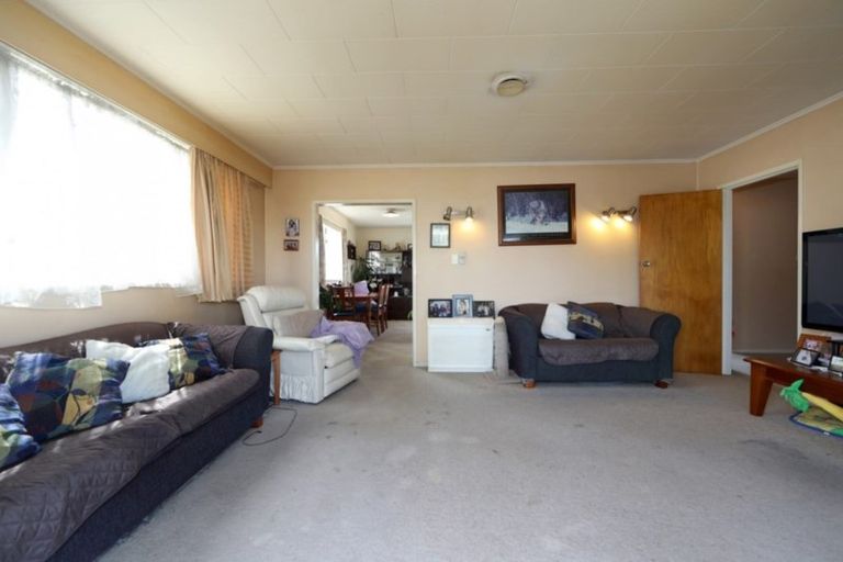 Photo of property in 12 Folkestone Drive, Flaxmere, Hastings, 4120