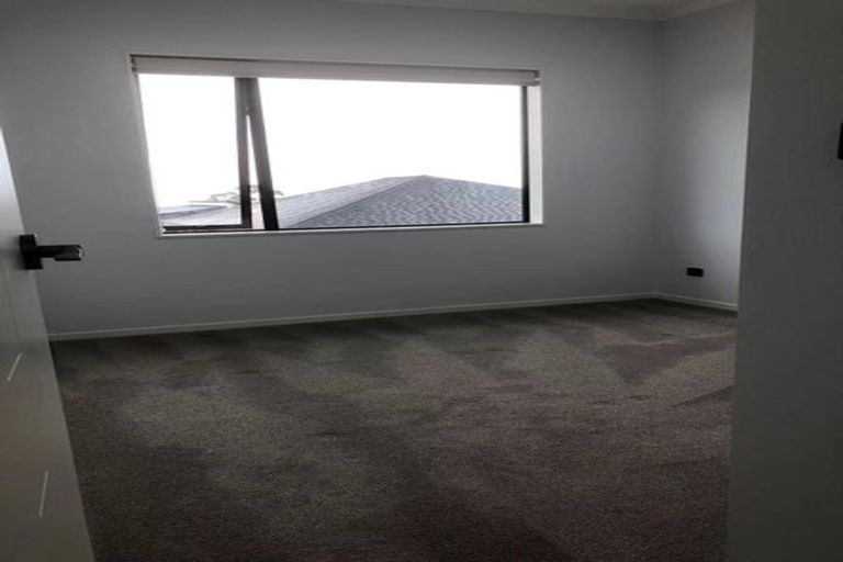 Photo of property in 42 Matahae Drive, Flat Bush, Auckland, 2019