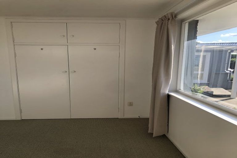 Photo of property in 19 Kingsley Street, St Andrews, Hamilton, 3200