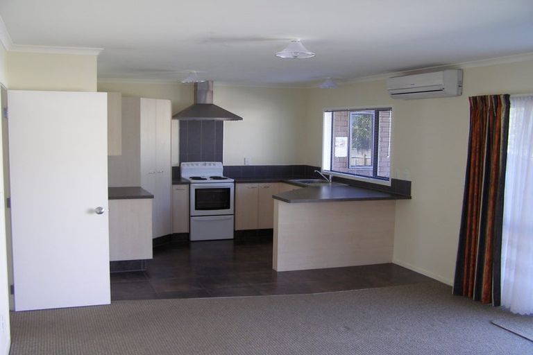 Photo of property in 7a Nikau Street, Taradale, Napier, 4112