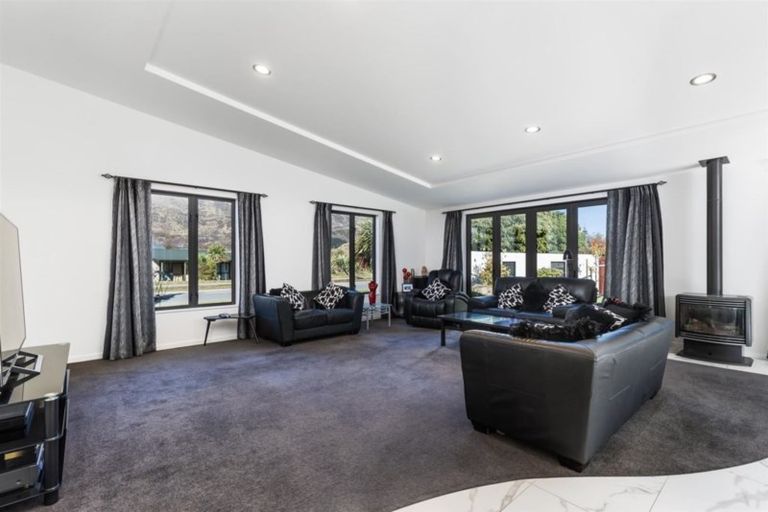 Photo of property in 3 Erskine Street, Lake Hayes, Queenstown, 9304