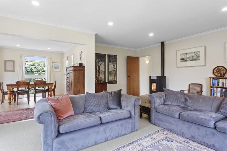 Photo of property in 37 Stanbury Avenue, Somerfield, Christchurch, 8024