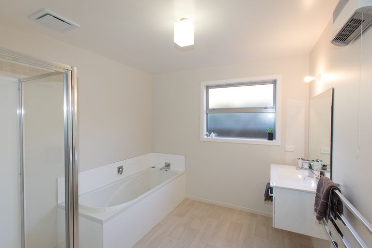 Photo of property in 8 Sibbald Lane, Lake Tekapo, 7999