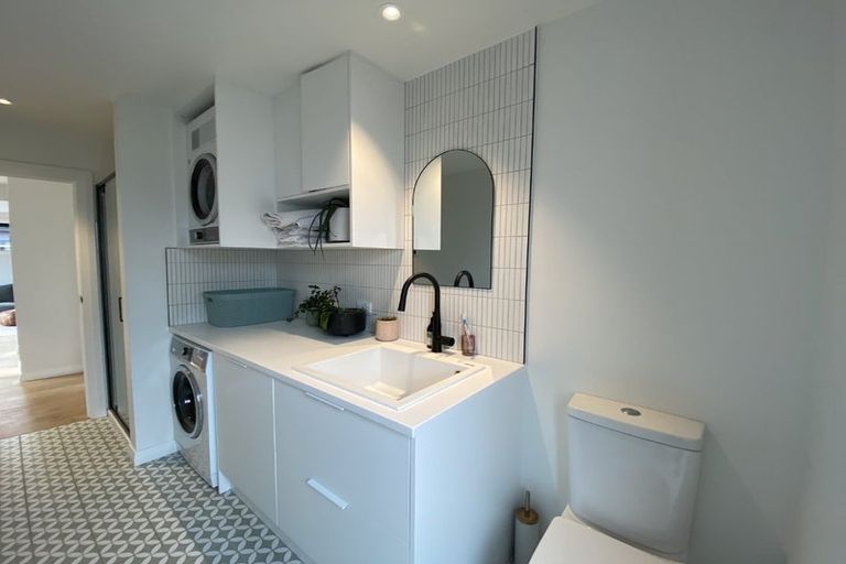 Photo of property in 50 Corriedale Road, Jacks Point, 9371