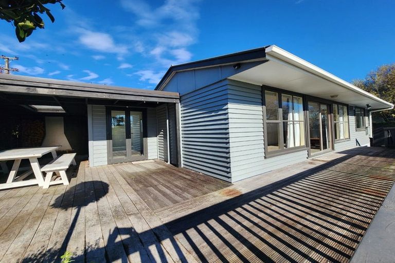Photo of property in 48 Scott Avenue, Mangere Bridge, Auckland, 2022