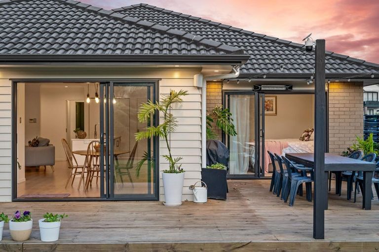 Photo of property in 29 Wautaiti Drive, Riverhead, 0820