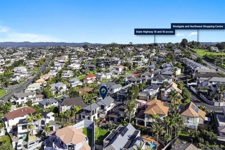 Photo of property in 157e Hobsonville Road, West Harbour, Auckland, 0618