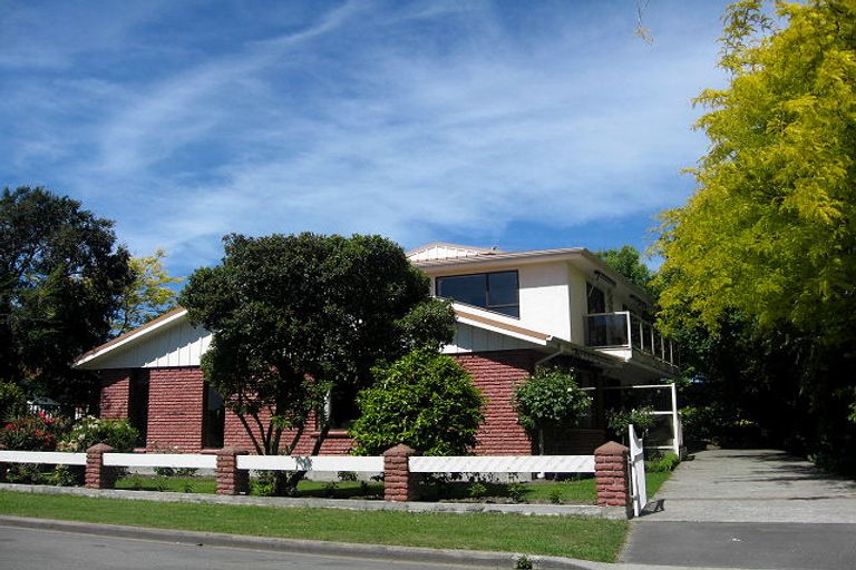 Photo of property in 3 Seneca Place, Burwood, Christchurch, 8083