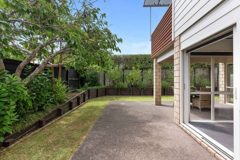 Photo of property in 113a Cook Street, Cockle Bay, Auckland, 2014