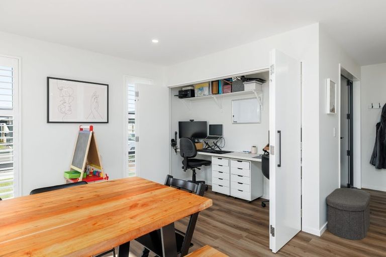 Photo of property in 13 Stackwood Avenue, Woodend, 7610