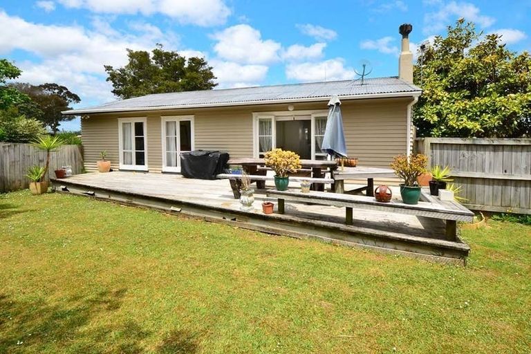 Photo of property in 1/15 Manuka Road, Bayview, Auckland, 0629