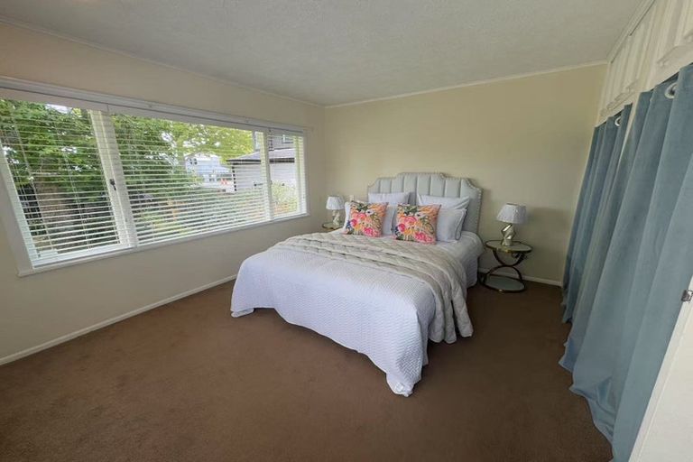 Photo of property in 15 Sandspit Road, Cockle Bay, Auckland, 2014