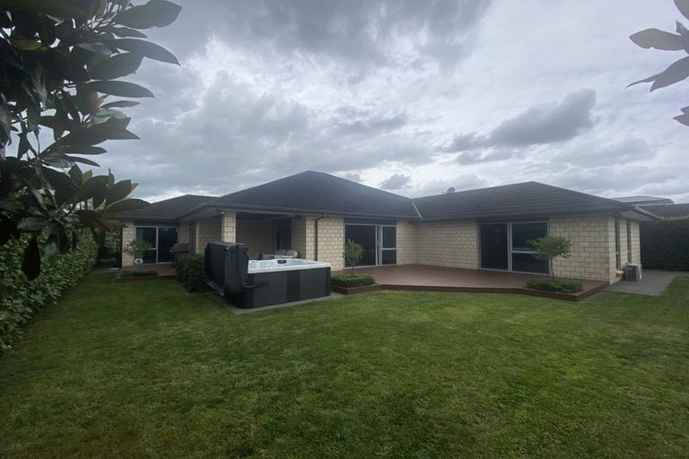 Photo of property in 25 Bramber Street, Flagstaff, Hamilton, 3210