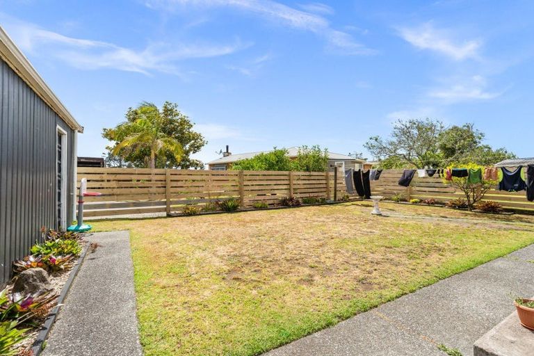 Photo of property in 15 Rakatau Place, Ruakaka, 0116