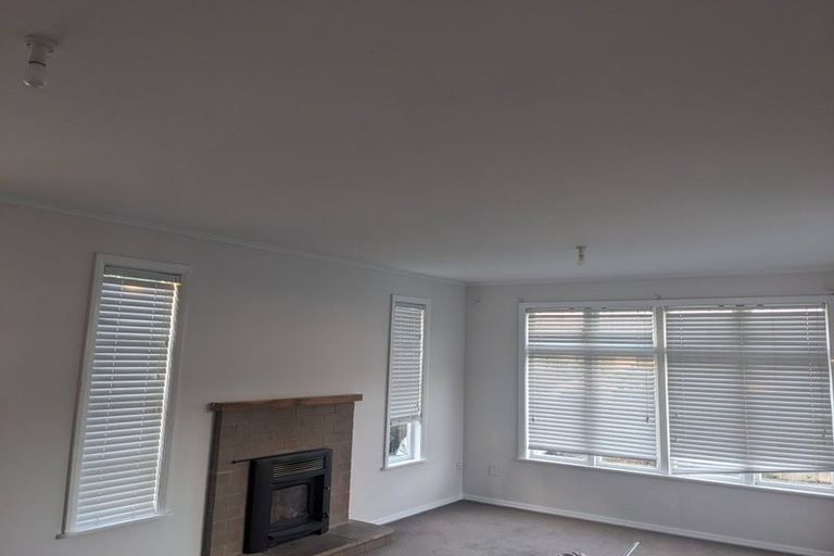 Photo of property in 19 Henry Street, Ebdentown, Upper Hutt, 5018