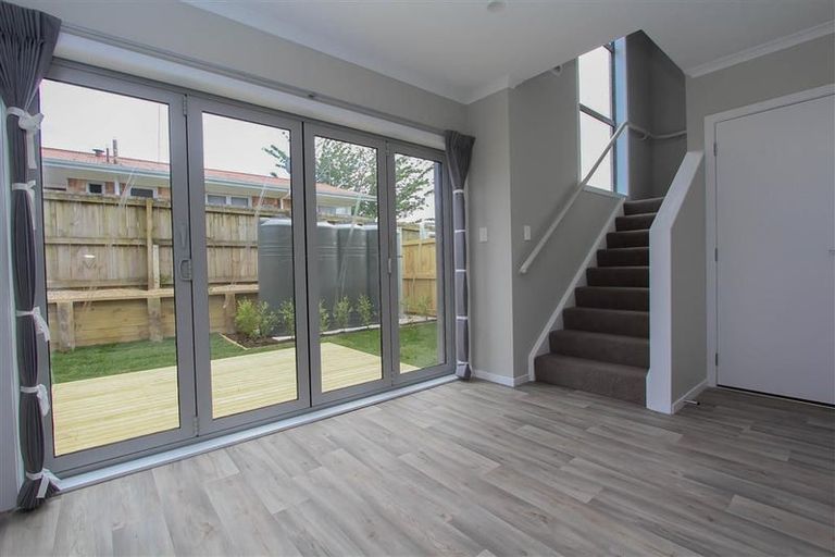 Photo of property in 27a Southsea Crescent, Silverdale, Hamilton, 3216