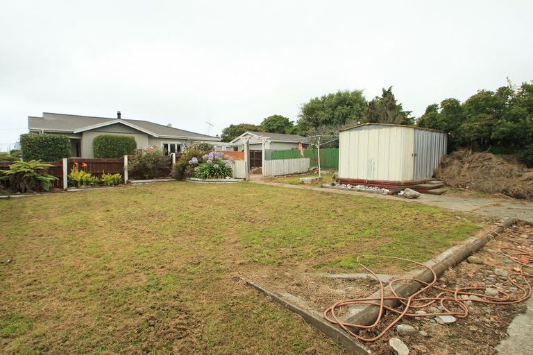 Photo of property in 77 Test Street, South Hill, Oamaru, 9400