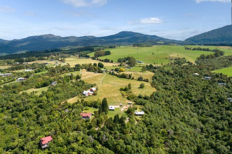 Photo of property in 6/48 Pukawa Road, Pukawa Bay, Turangi, 3381
