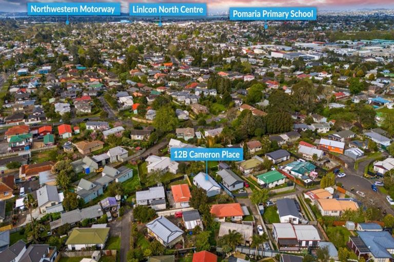 Photo of property in 2/12 Cameron Place, Ranui, Auckland, 0612