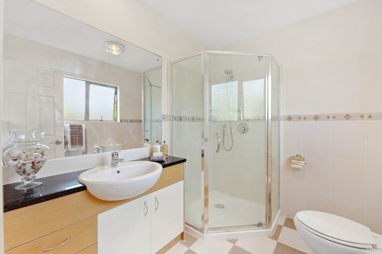 Photo of property in 40 Mahoney Drive, Albany, Auckland, 0632