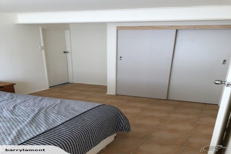 Photo of property in 2a Hoskins Avenue, Hillsborough, Auckland, 1042