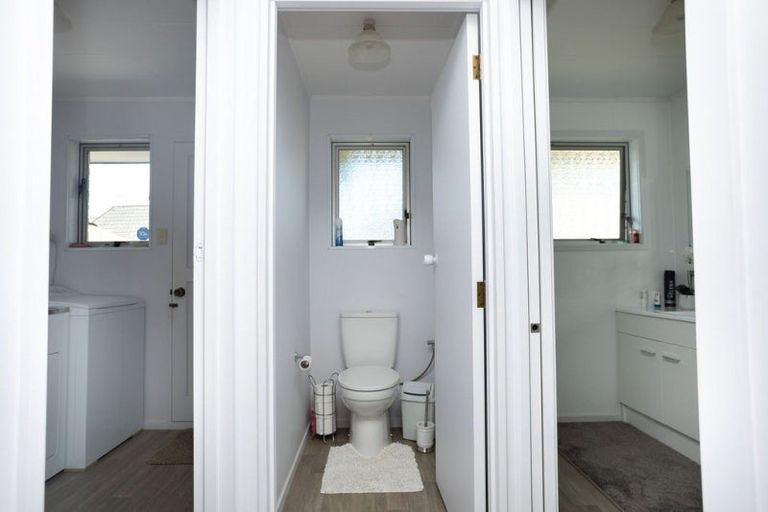 Photo of property in 14 Hamlet Street, Dannevirke, 4930