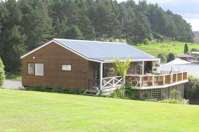 Photo of property in 318 Onemana Drive, Onemana, Whangamata, 3691