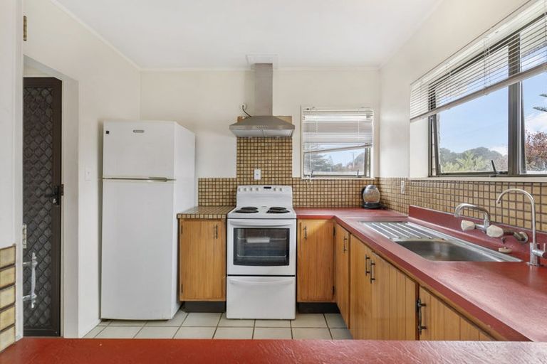 Photo of property in 3 Centreway Road, Orewa, 0931
