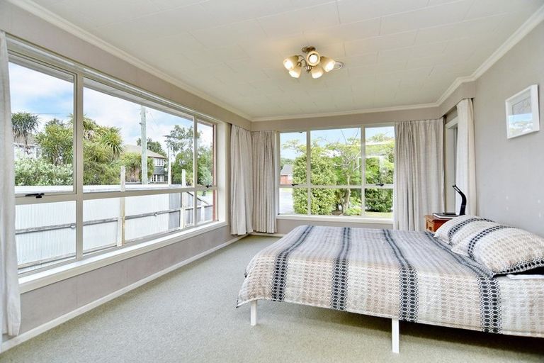 Photo of property in 1 Finlay Place, Woolston, Christchurch, 8023