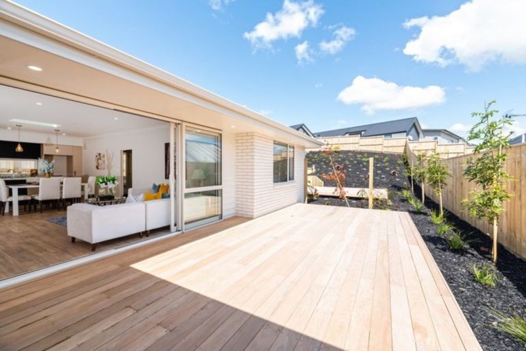 Photo of property in 45 Kahawairahi Drive, Beachlands, Auckland, 2018