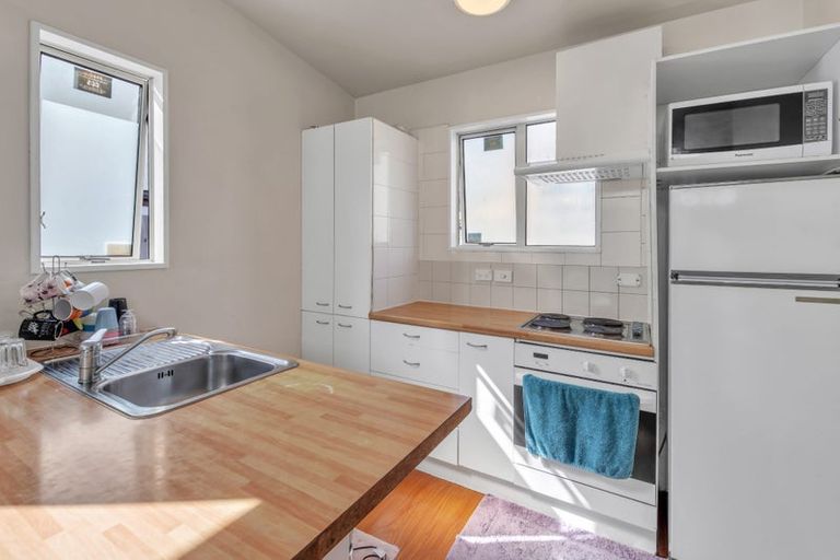 Photo of property in 3b Elizabeth Street, Riccarton, Christchurch, 8011