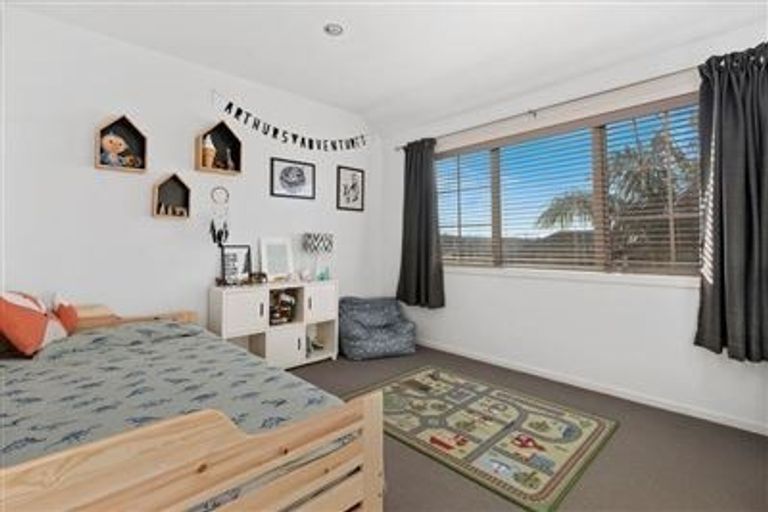 Photo of property in 29a Kowhai Road, Mairangi Bay, Auckland, 0630