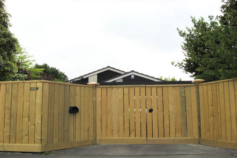 Photo of property in 1/232 Clyde Road, Burnside, Christchurch, 8053