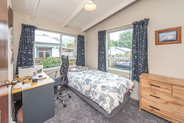 Photo of property in 24 Lewis Avenue, Aramoho, Whanganui, 4500