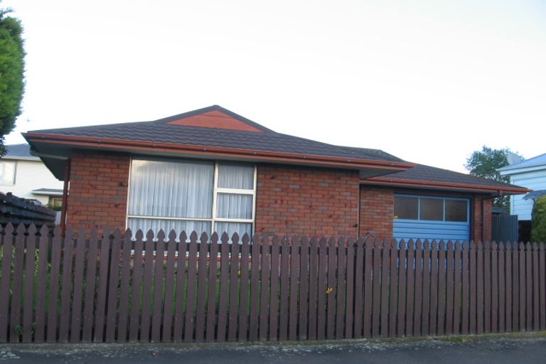 Photo of property in 236 Grey Street, Palmerston North, 4414