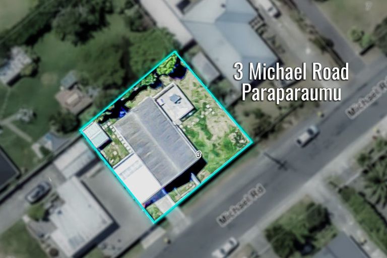 Photo of property in 3 Michael Road, Paraparaumu Beach, Paraparaumu, 5032