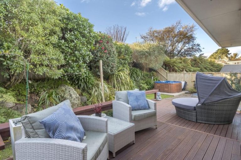 Photo of property in 21 Wakefield Drive, Bethlehem, Tauranga, 3110