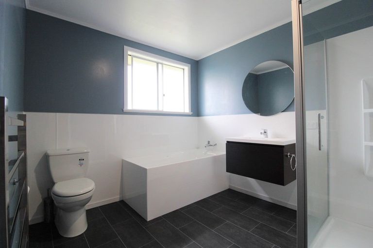 Photo of property in 53 Eglinton Street, Winton, 9720