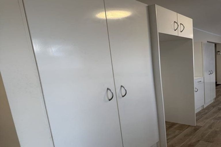 Photo of property in 24a Miranda Street, Avondale, Auckland, 0600