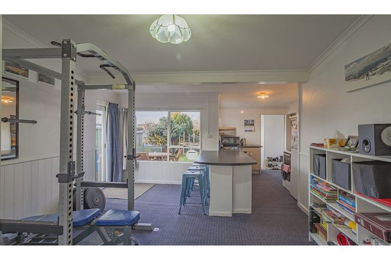 Photo of property in 6 Buchanan Street, Parkside, Timaru, 7910