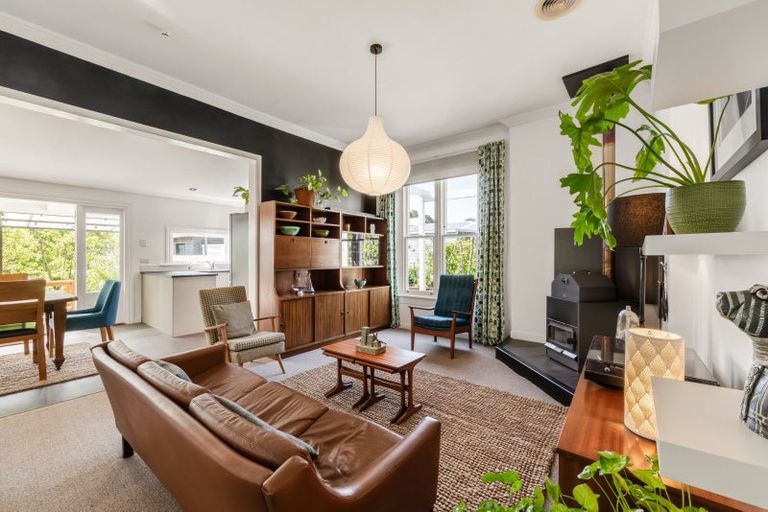 Photo of property in 58 Hampden Street, Picton, 7220