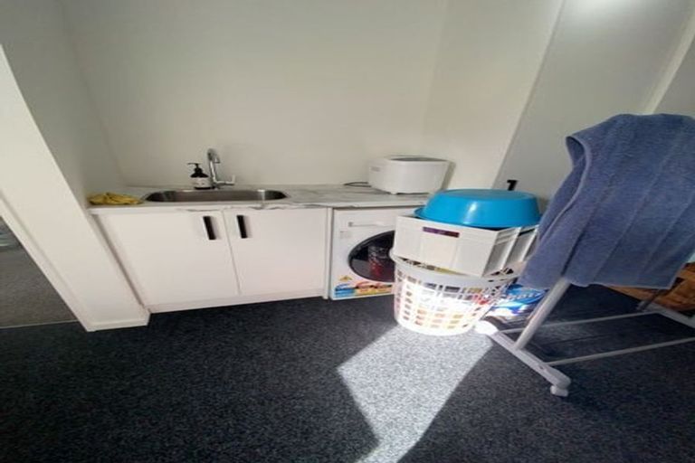 Photo of property in 2/28 Mortlake Street, Islington, Christchurch, 8042