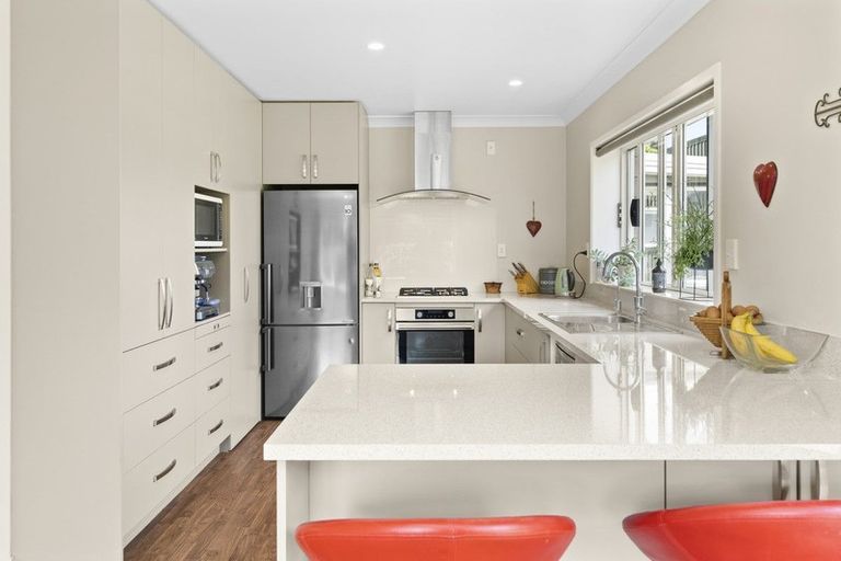 Photo of property in 268 Thornton Road, Cambridge, 3496