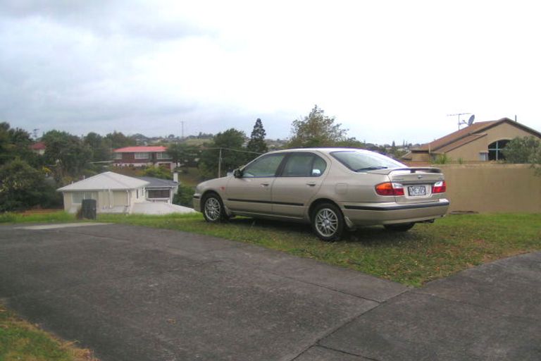 Photo of property in 13 Wilmington Place, Forrest Hill, Auckland, 0620