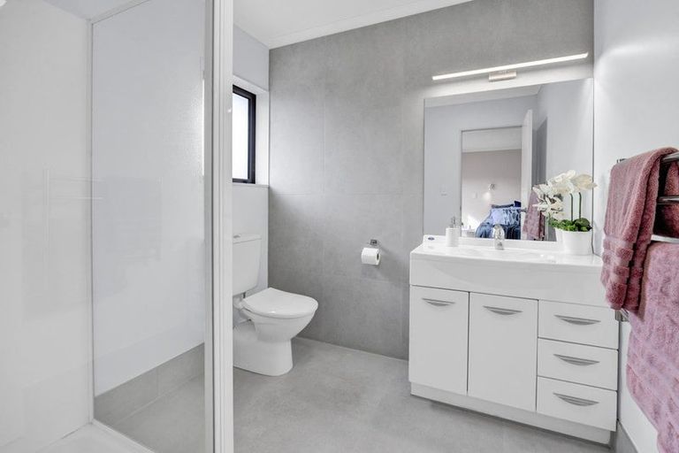 Photo of property in 5 Marlin Terrace, Bell Block, New Plymouth, 4312