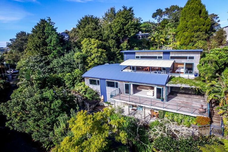 Photo of property in 8 Scoresby Street, Opua, 0200