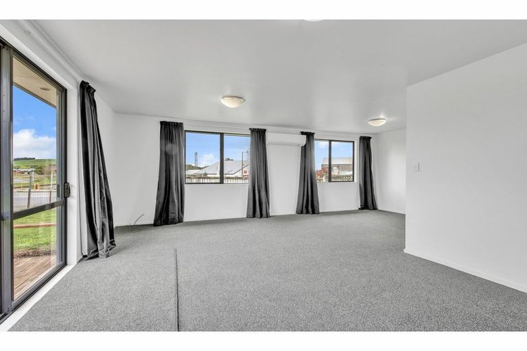 Photo of property in 2 Ropley Street, Amberley, 7410