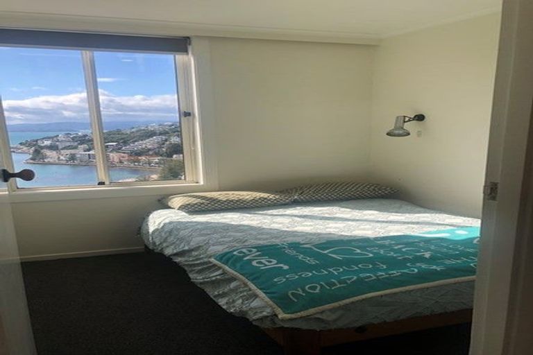 Photo of property in 10/2 Oriental Terrace, Mount Victoria, Wellington, 6011
