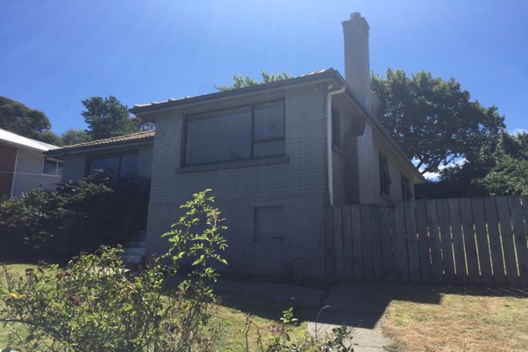 Photo of property in 50 Waldron Crescent, Green Island, Dunedin, 9018